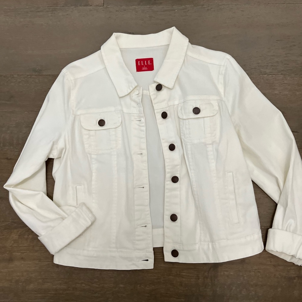 Elle White Jean Jacket 🧥